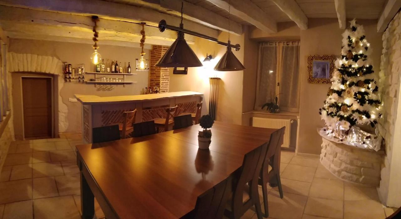 Le Domaine Des Papillons Hotell Beaujeu-Saint-Vallier-et-Pierrejux Eksteriør bilde
