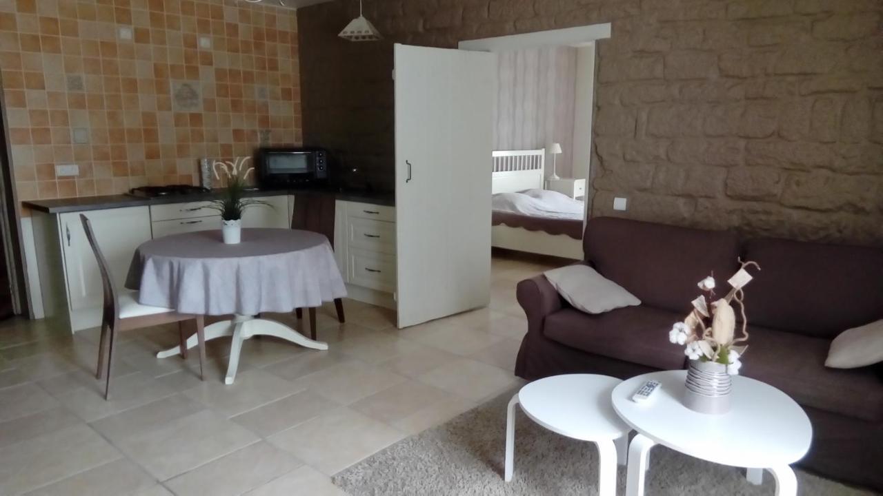 Le Domaine Des Papillons Hotell Beaujeu-Saint-Vallier-et-Pierrejux Eksteriør bilde
