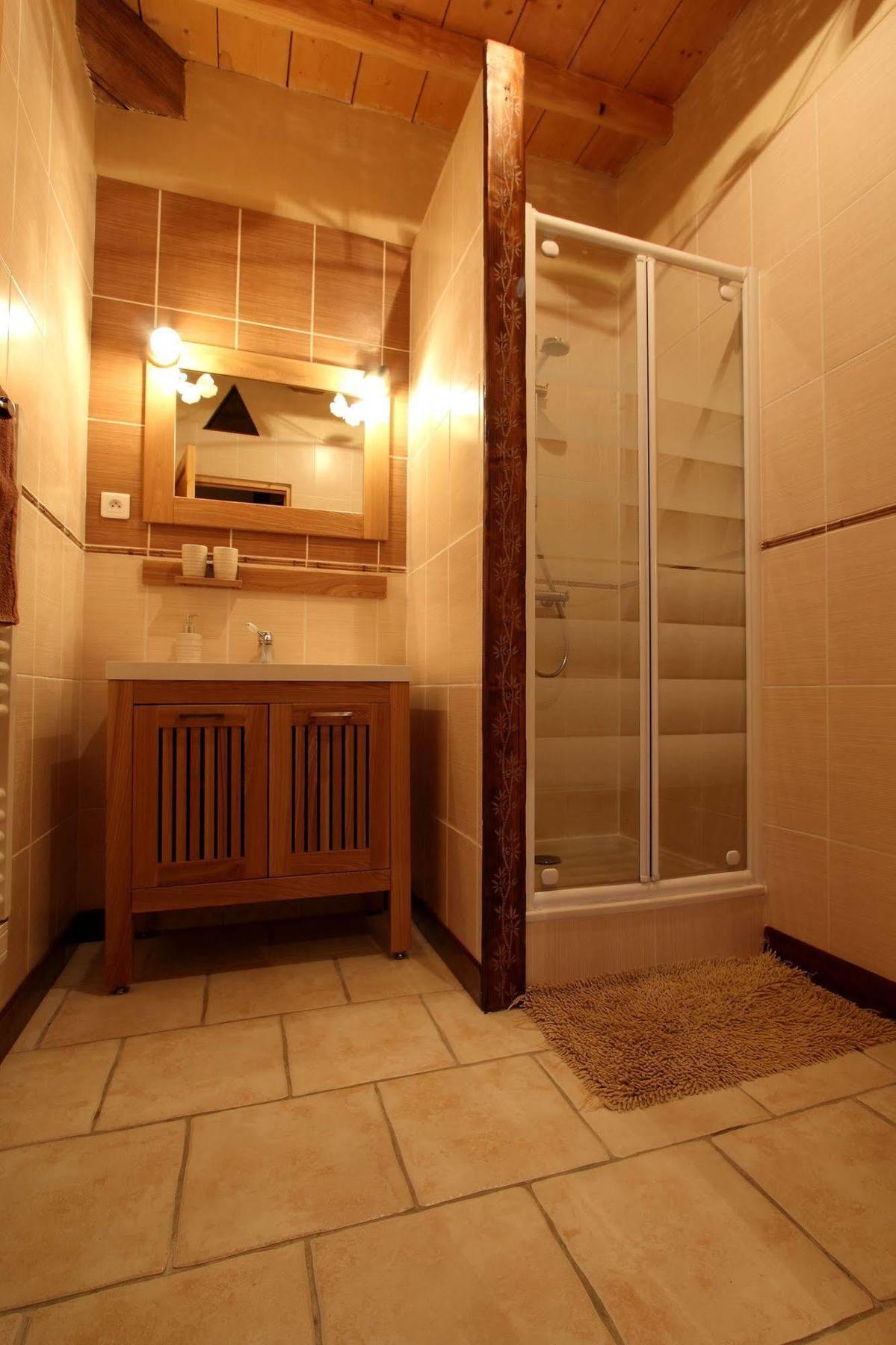 Le Domaine Des Papillons Hotell Beaujeu-Saint-Vallier-et-Pierrejux Eksteriør bilde