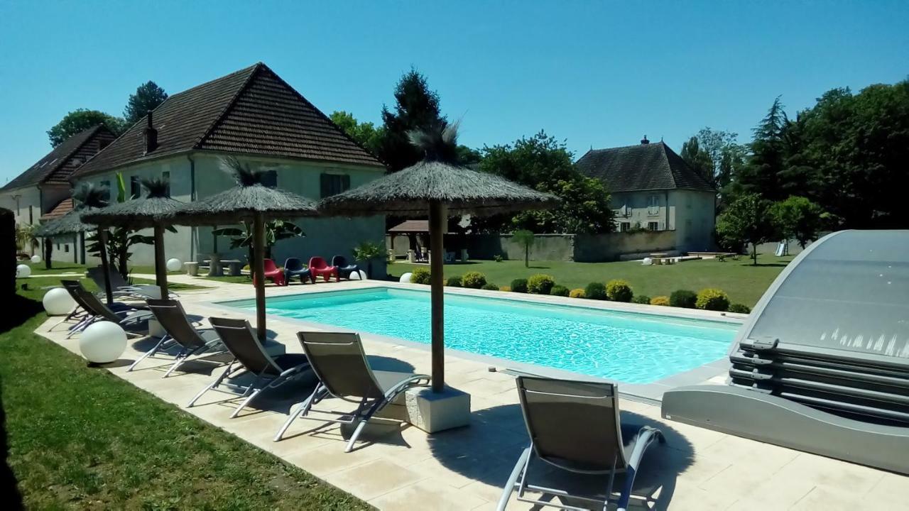 Le Domaine Des Papillons Hotell Beaujeu-Saint-Vallier-et-Pierrejux Eksteriør bilde